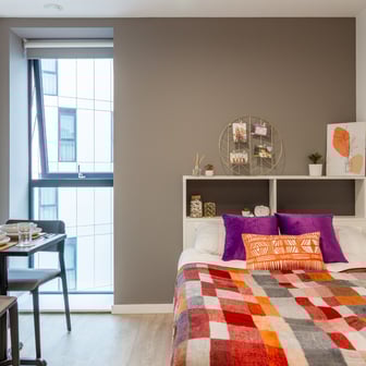 Bronze Studio - Image 2